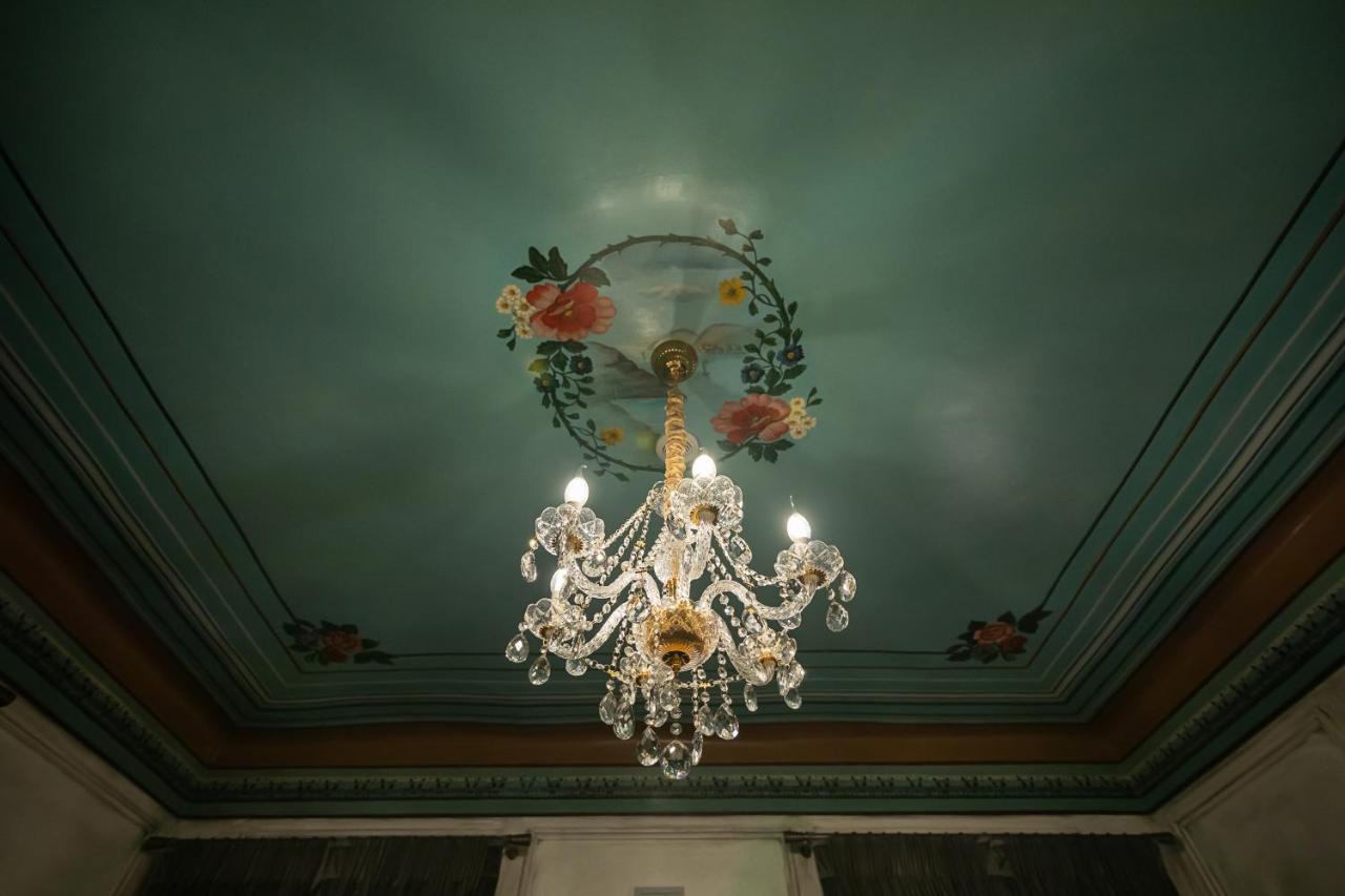 Tresor Art Boutique Hotel コルチャ エクステリア 写真